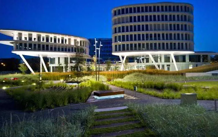 Hotel Sound Garden Airport