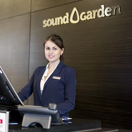 Sound Garden Airport Ξενοδοχείο 3*