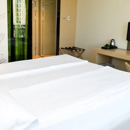 Sound Garden Airport Hotel 3*