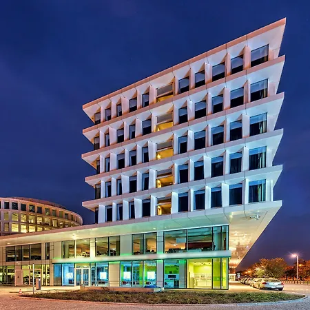 Hotel Sound Garden Airport 3*