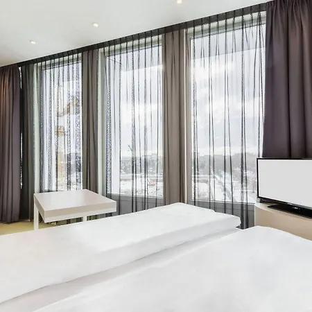 Sound Garden Airport Hotel Varsovie