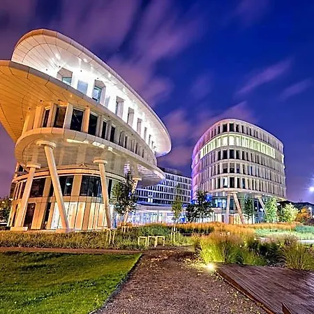Sound Garden Airport Hotel