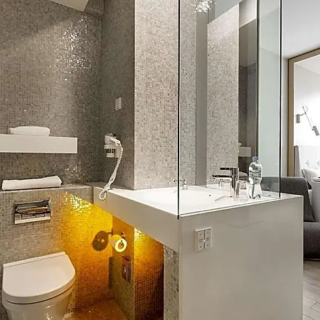 Sound Garden Airport Hotel 3*