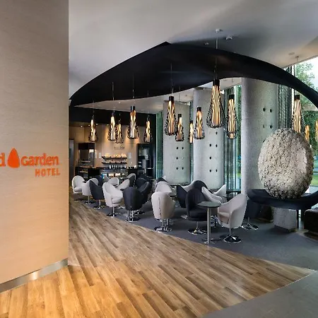 Sound Garden Airport Ξενοδοχείο Βαρσοβία