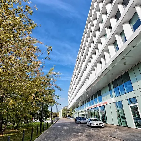 Sound Garden Airport Ξενοδοχείο Βαρσοβία
