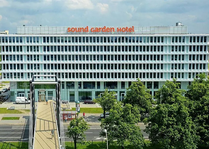 Sound Garden Airport Hotel