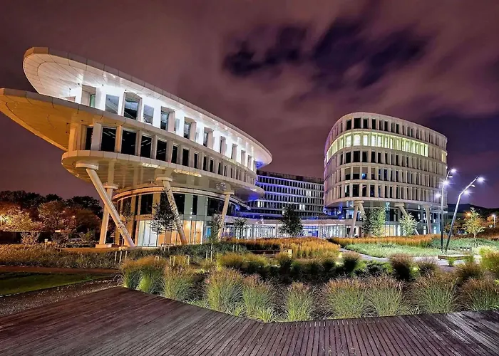 Sound Garden Airport Hotel