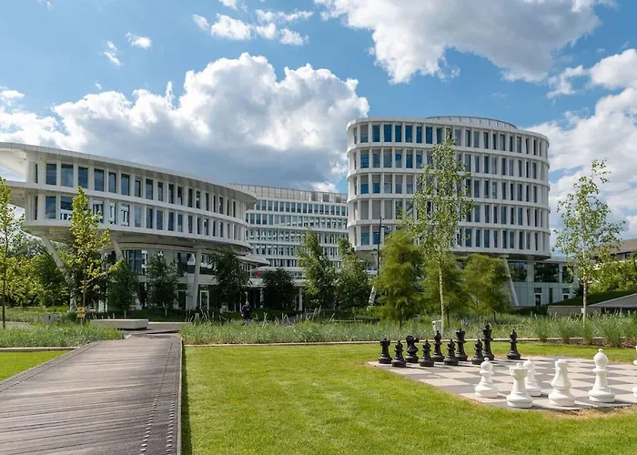 Sound Garden Airport Hotel 3*