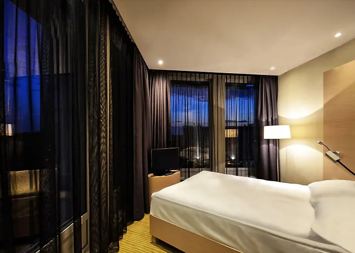 Hotel Sound Garden Airport Warszawa