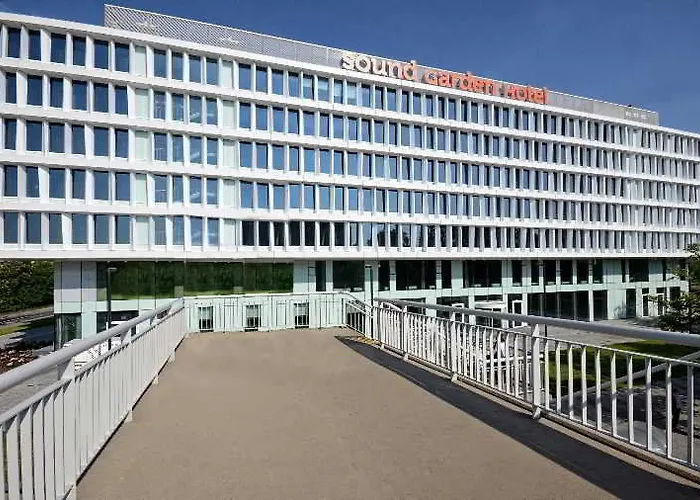 Sound Garden Airport Hotel