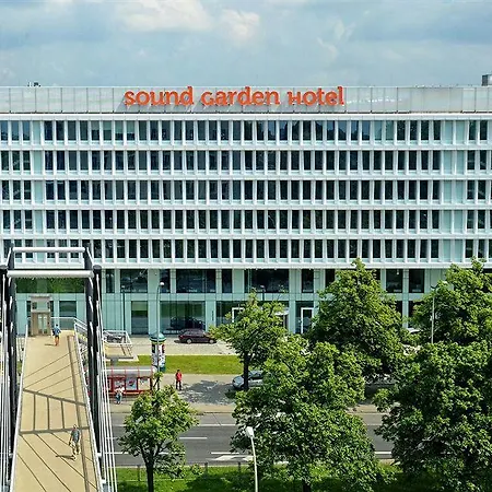 ساوند غاردن ايربورت فندق