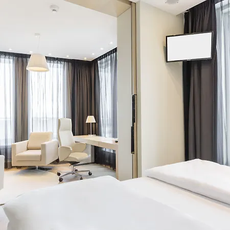 ساوند غاردن ايربورت 3*