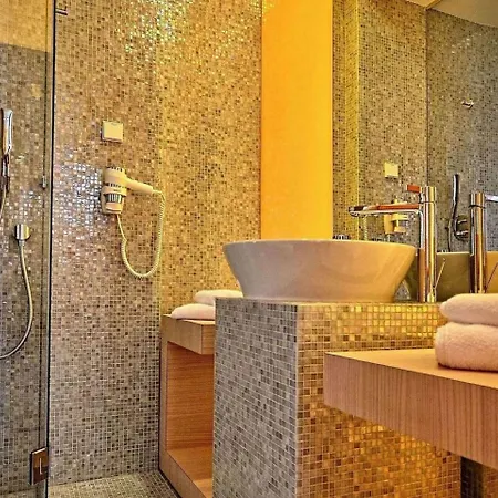 ساوند غاردن ايربورت