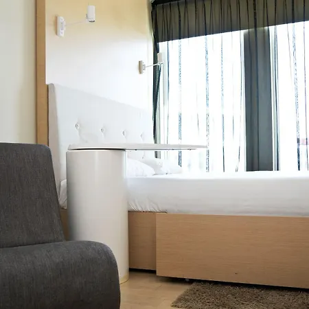 ساوند غاردن ايربورت