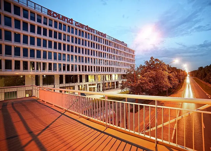Hotell Sound Garden Airport