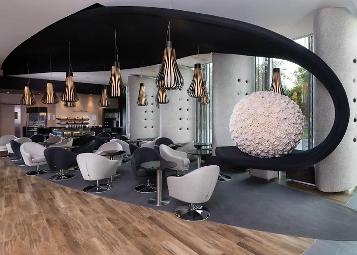 Hotel Sound Garden Airport