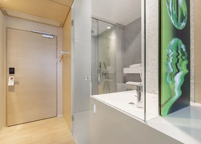 Hotel Sound Garden Airport